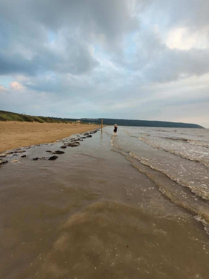Sandy Retreat Worle Exteriör bild